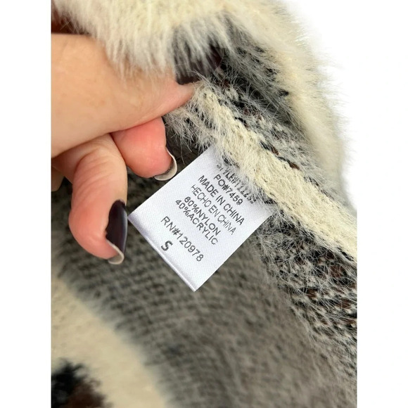 Entro Women's Fuzzy Leopard Pullover 1/4 Zip Size Small - Picture 4 of 5